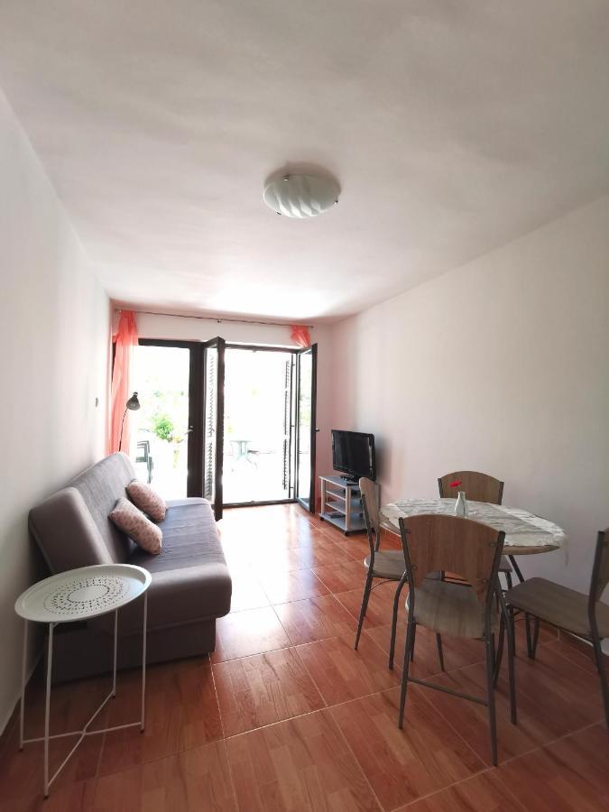 Apartmani Koin ميدولين المظهر الخارجي الصورة