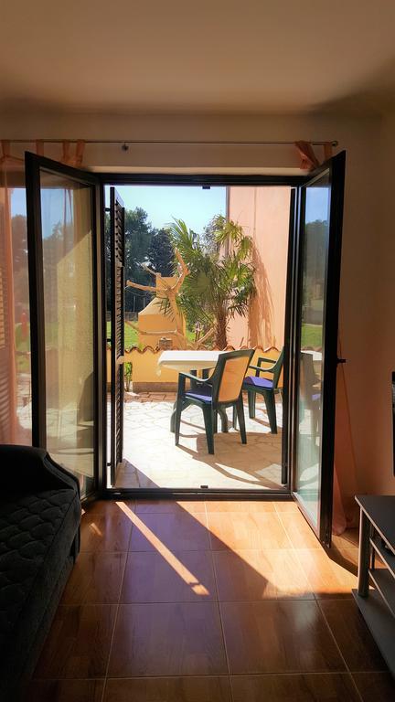 Apartmani Koin ميدولين المظهر الخارجي الصورة