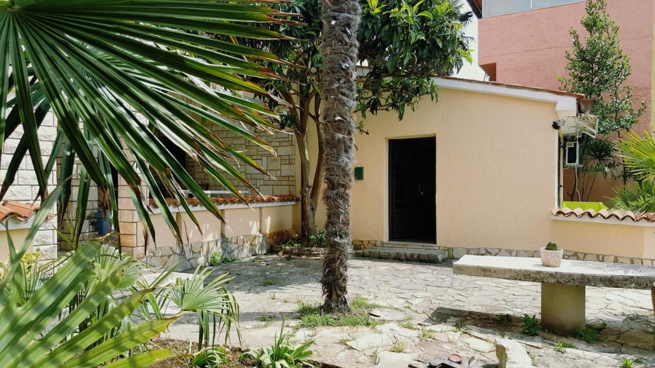 Apartmani Koin ميدولين المظهر الخارجي الصورة